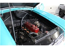 Vehicle Thumb #24
