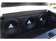 Vehicle Thumb #22