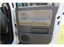Vehicle Thumb #15