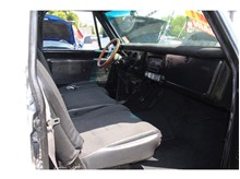 Vehicle Thumb #18