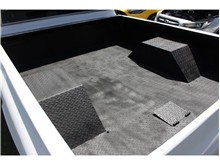 Vehicle Thumb #8