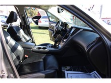 Vehicle Thumb #15
