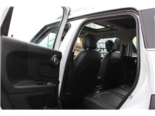 Vehicle Thumb #14