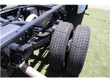 Vehicle Thumb #16