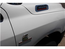 Vehicle Thumb #23