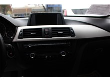 Vehicle Thumb #9