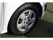 Vehicle Thumb #16
