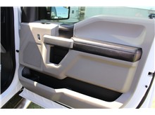 Vehicle Thumb #14
