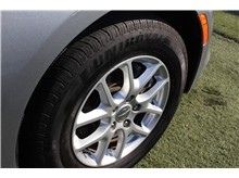 Vehicle Thumb #17