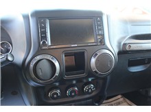 Vehicle Thumb #7