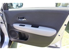 Vehicle Thumb #13