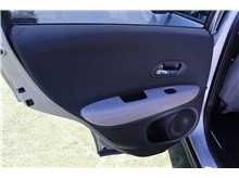 Vehicle Thumb #8