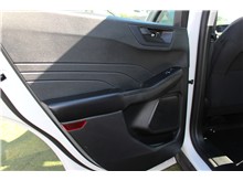 Vehicle Thumb #9