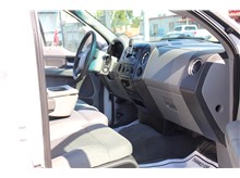 Vehicle Thumb #19
