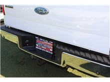 Vehicle Thumb #26