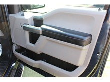 Vehicle Thumb #18