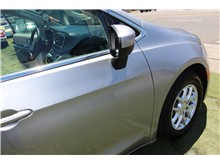 Vehicle Thumb #20