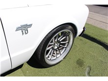 Vehicle Thumb #13
