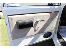 Vehicle Thumb #8
