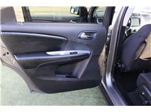 Vehicle Thumb #11