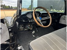 Vehicle Thumb #17