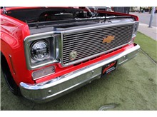 Vehicle Thumb #28