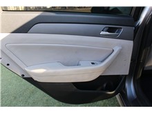 Vehicle Thumb #9