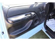 Vehicle Thumb #14