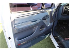 Vehicle Thumb #7