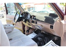Vehicle Thumb #17