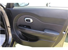 Vehicle Thumb #15