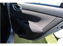 Vehicle Thumb #12