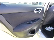 Vehicle Thumb #9