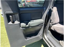 Vehicle Thumb #15