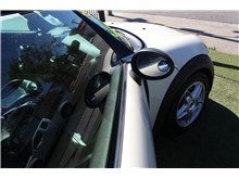 Vehicle Thumb #16