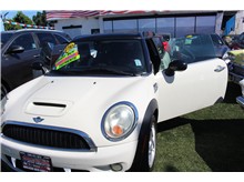 Vehicle Thumb #17