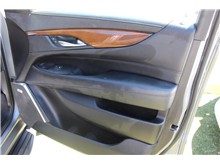 Vehicle Thumb #19