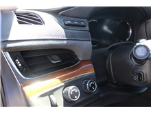 Vehicle Thumb #24