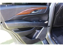 Vehicle Thumb #9