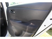 Vehicle Thumb #14