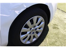 Vehicle Thumb #18
