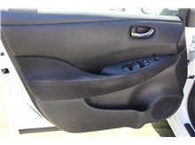 Vehicle Thumb #7