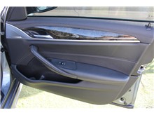 Vehicle Thumb #24