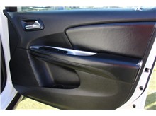 Vehicle Thumb #13