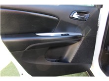 Vehicle Thumb #7