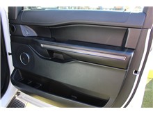 Vehicle Thumb #16