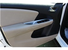 Vehicle Thumb #5