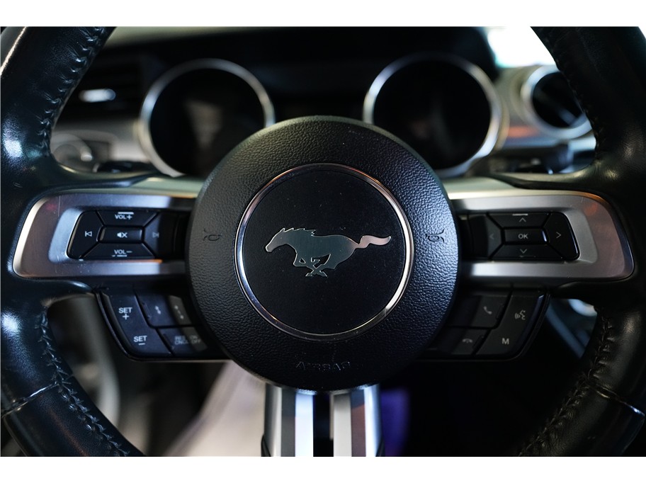 2021 Ford Mustang GT - Photo 16