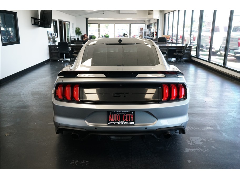 2021 Ford Mustang GT - Photo 6