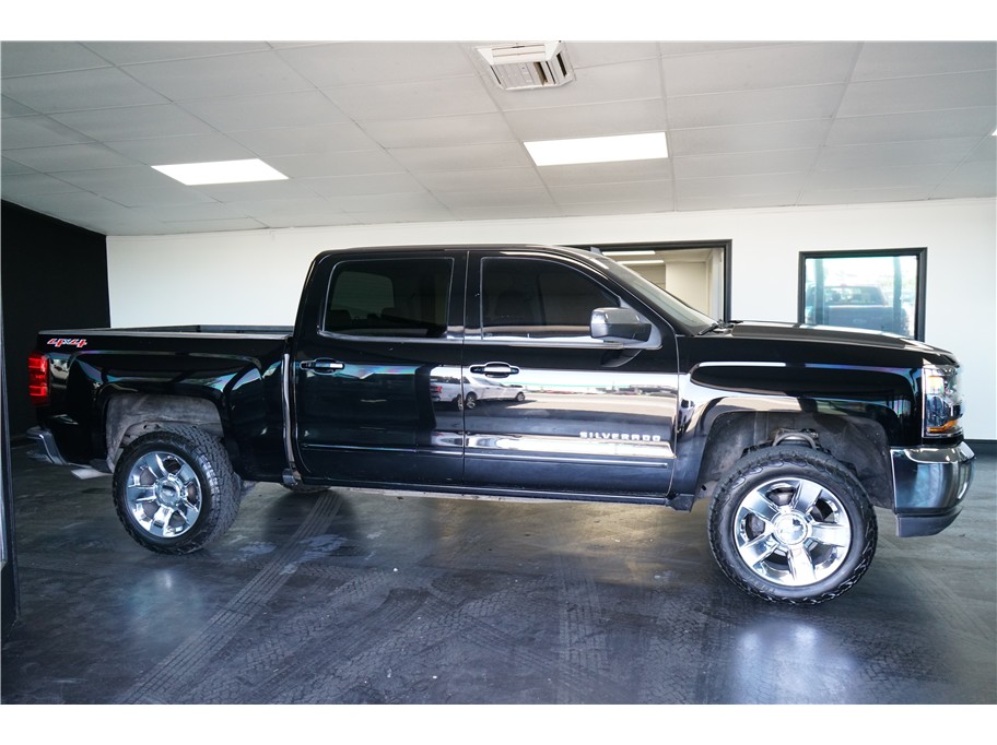 2017 Chevrolet Silverado 1500 LT - Photo 8